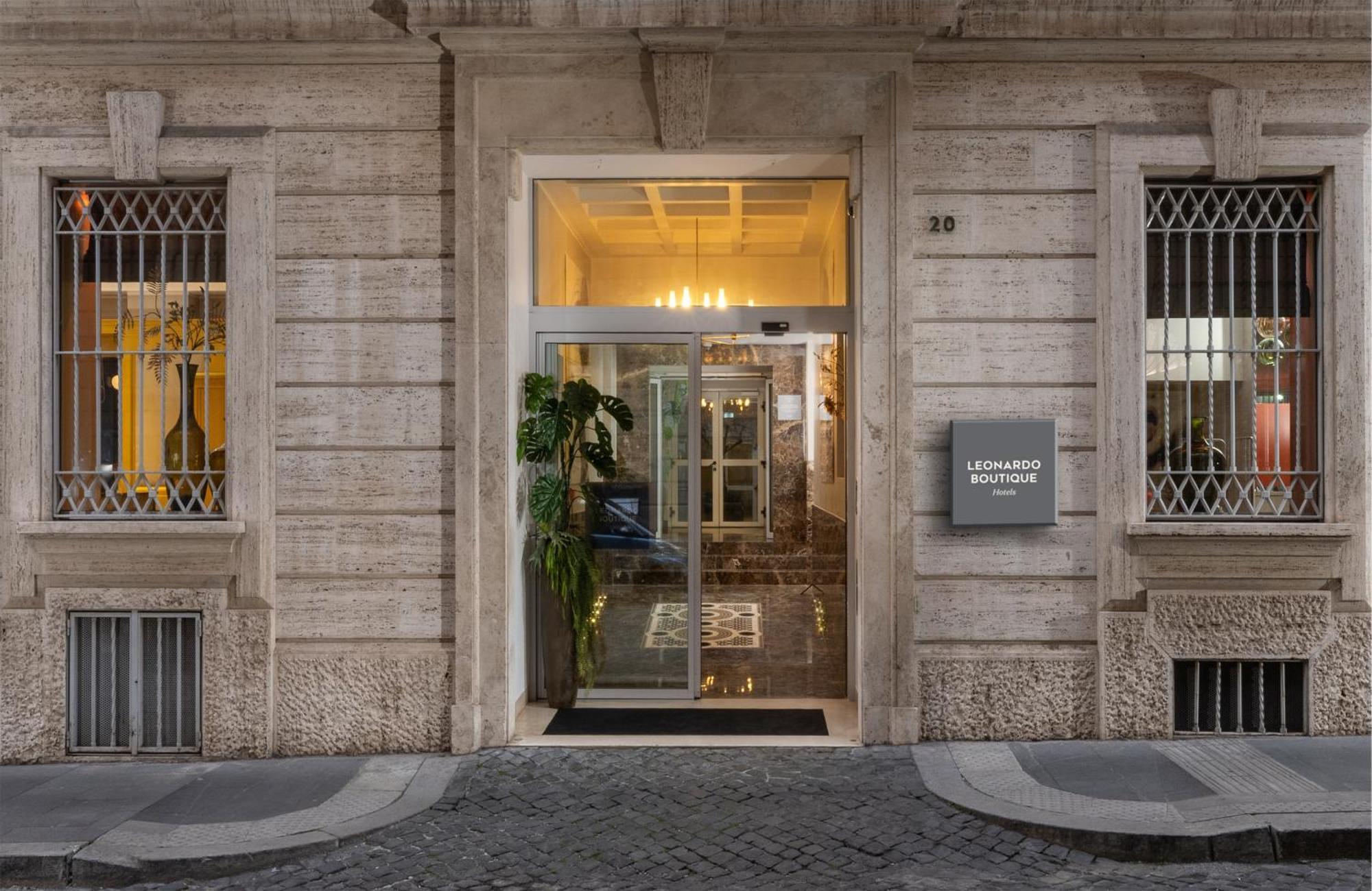 Leonardo Boutique Monti